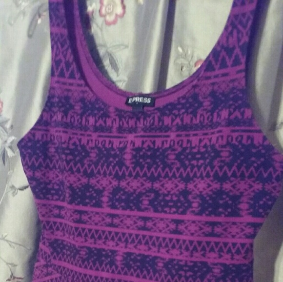 Express Top - Picture 2 of 2